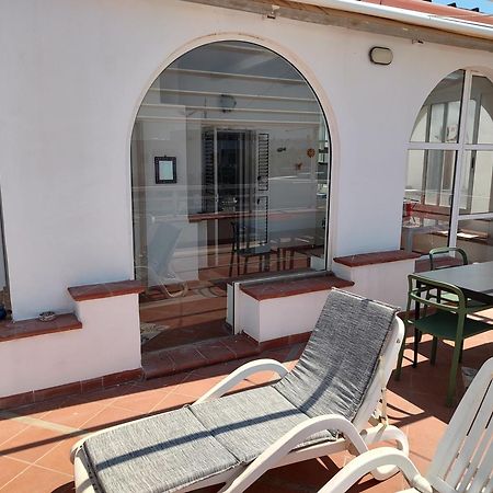 Fronte Del Mare - Seafront Terrace Vila Villanova Exterior foto